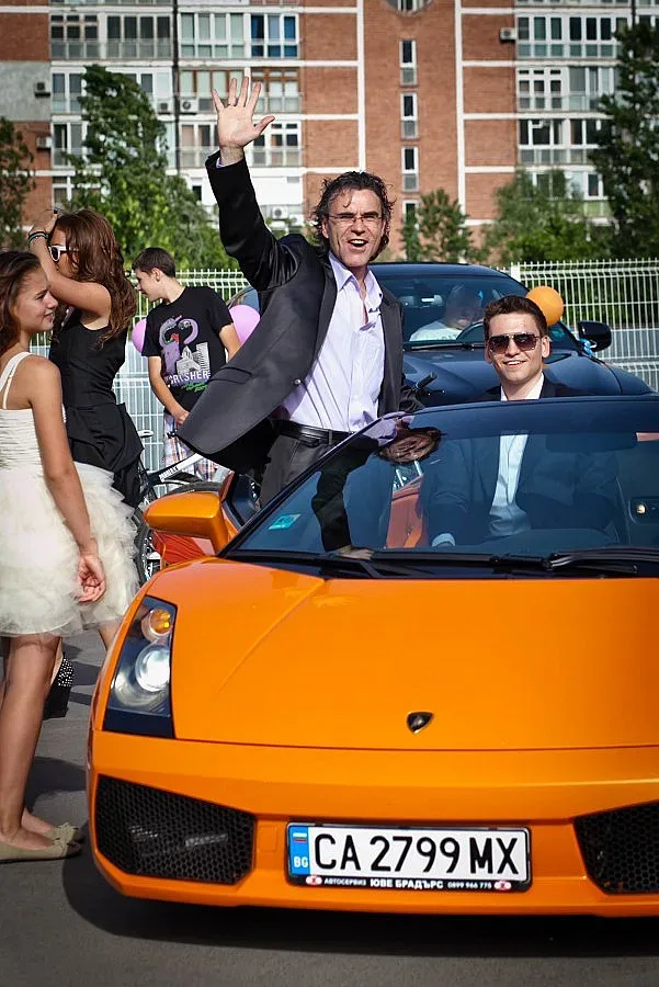 Въргала изпрати Виктор с ламборджинито на Коцето