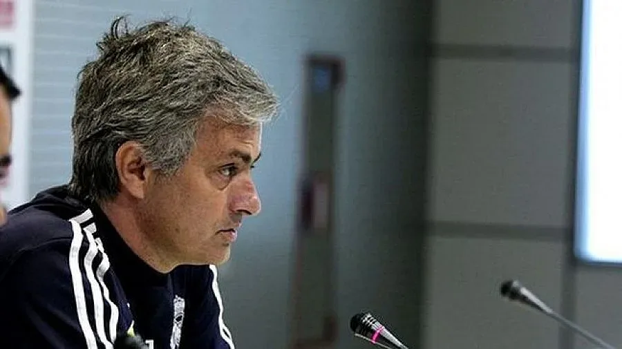 Моу в "Челси" срещу химикал и 47 млн. лева