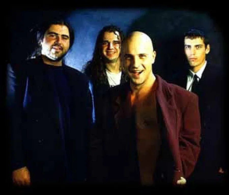 "Акащи джуджета" забиват с "Хиподил"