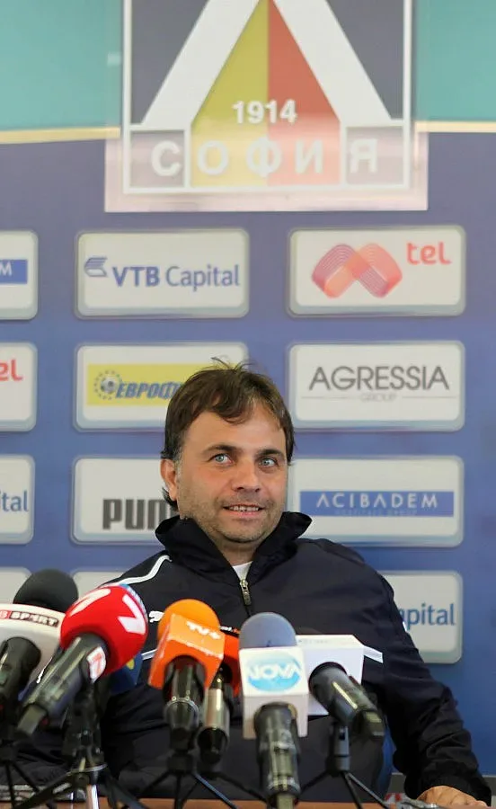 Митов при шефа с новите играчи