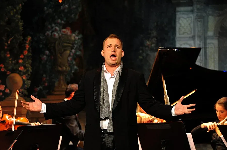 Слава за една нощ