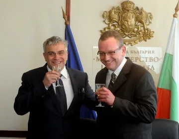 Пенев предаде Манасиевата хроника