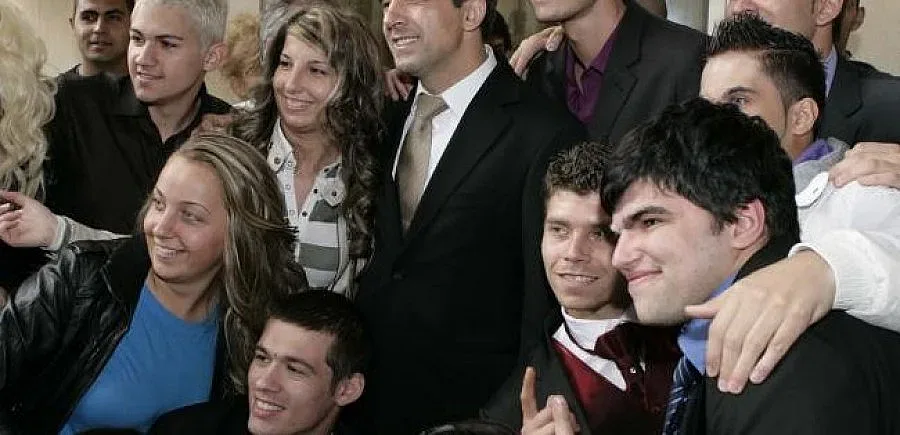 Абитуриенти на бал при президента