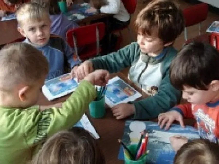 И в Русе щурмуват забавачките в нета