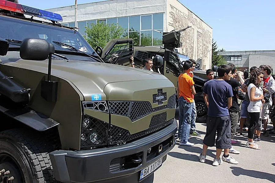 Военни полицаи правят благотворителен концерт за 1 юни