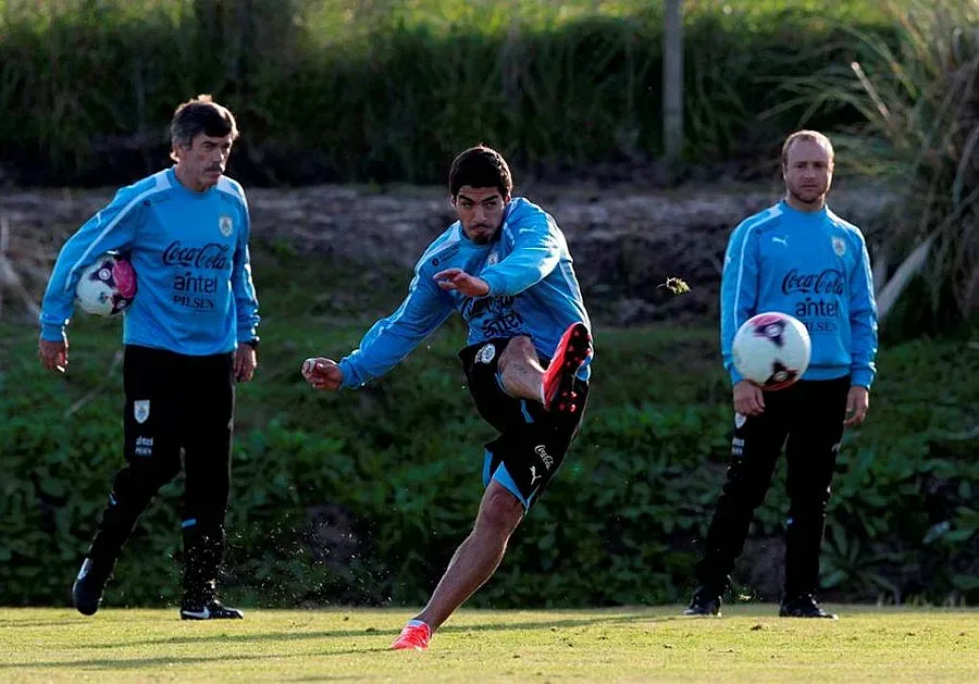 "Левски" зачеркна Наско Сираков