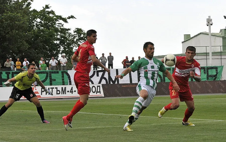 "Червен" любимец в "Славия"