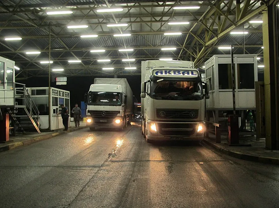 Искат оставката на Божков, ако подпише некоректно споразумение