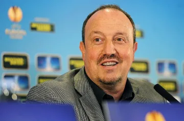 Официално: Бенитес поема "Наполи"