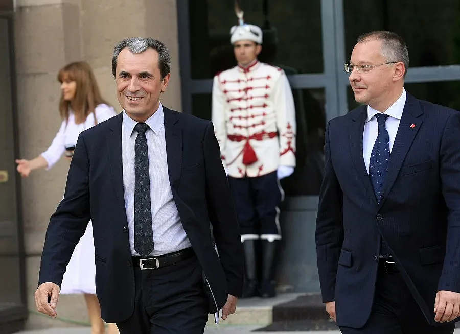 Орешарски представя състава на кабинета