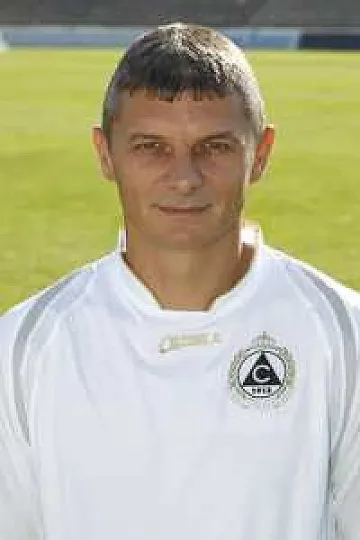 Електричката чака оферти на плажа