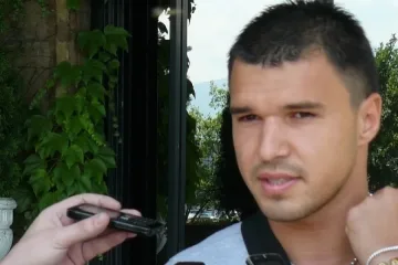 Божинов гледа към "Левски"