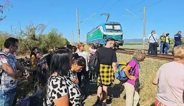 Първи подробности. Смразяващ разказ на пътниците от дерайлиралия влак