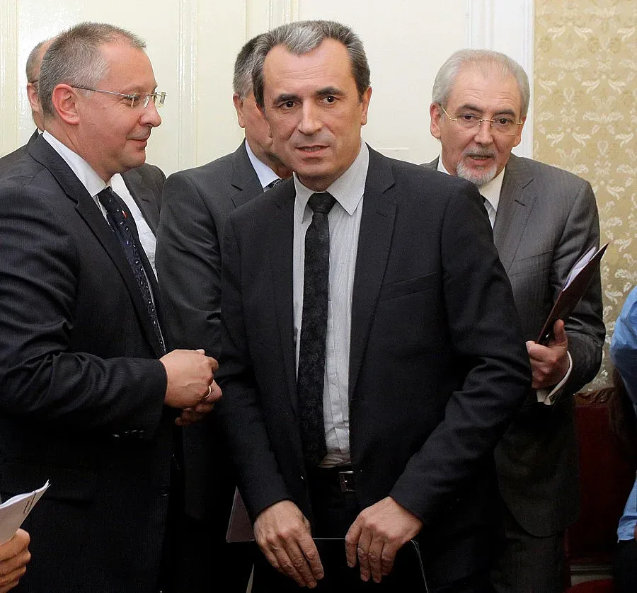 Ще спрем натиска върху бизнеса