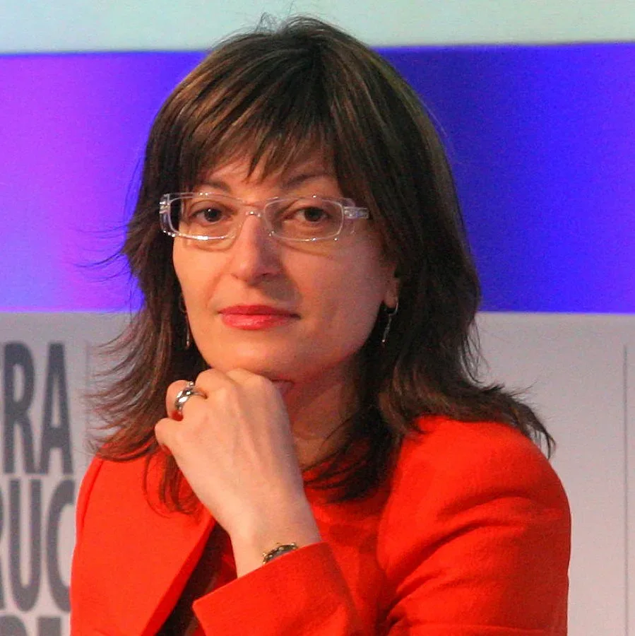 На държавата са нужни мислещи хора, а не спасители