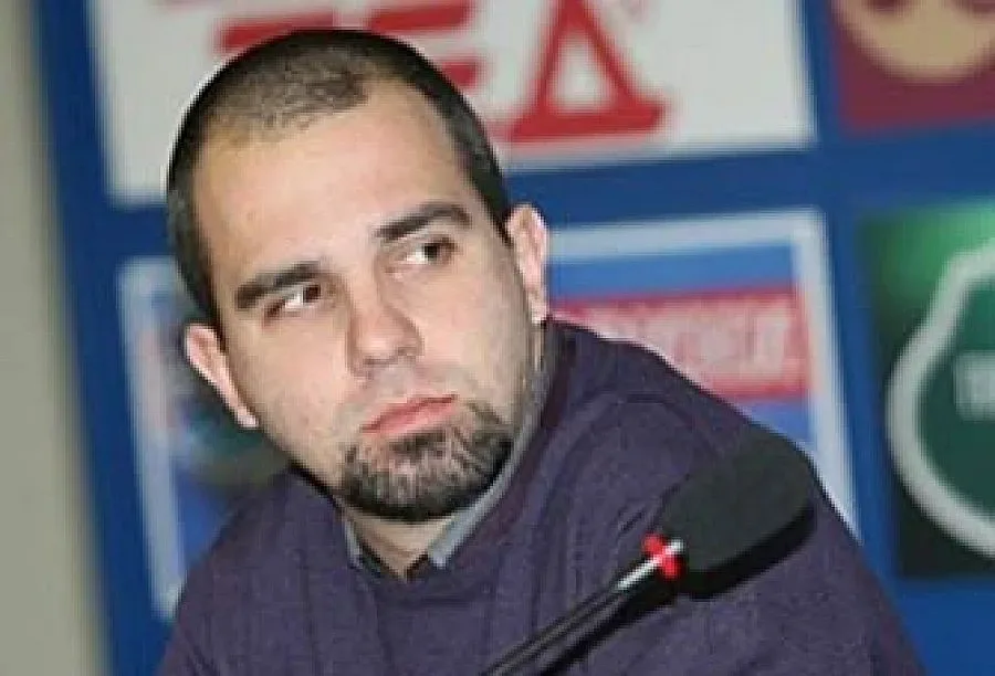 "Висящ" протест ще държи кабинета нащрек