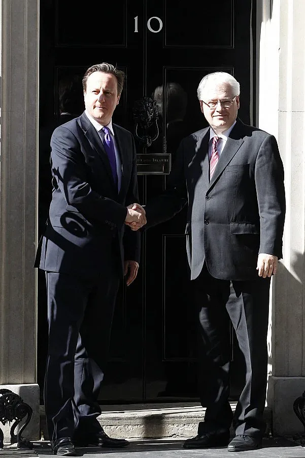 Камерън стартира антитерористична група за борба с екстремизма