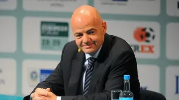 УЕФА увеличи наказанията за расистки обиди