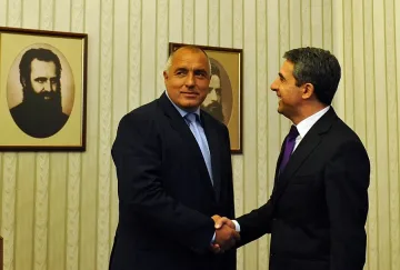 Борисов върна мандата