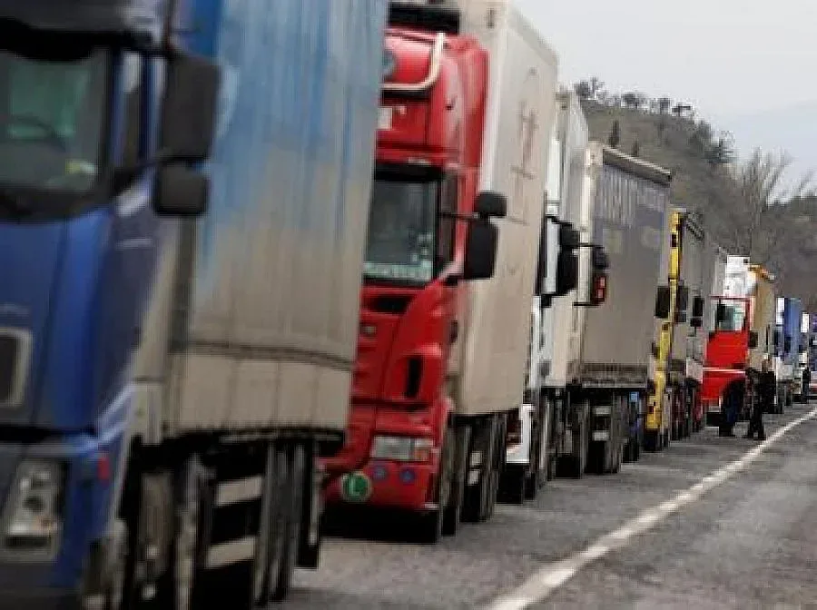 Турция съгласна да преразгледа ограниченията за бг превозвачите