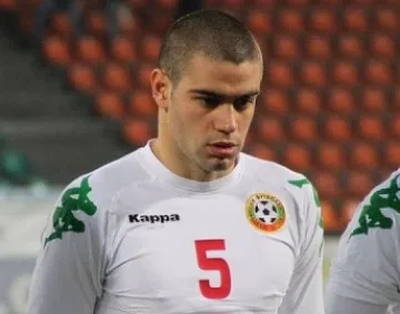 Терзиев помел Деси заради опасни храсти