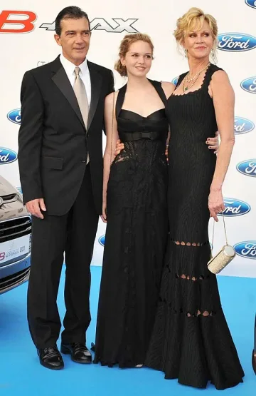 Мелани Грифит репетира в Бояна