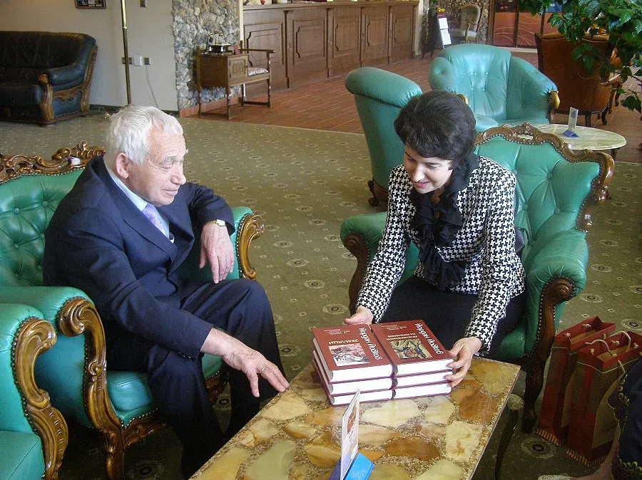 Желю Желев: Решението е програмно правителство с ГЕРБ и БСП