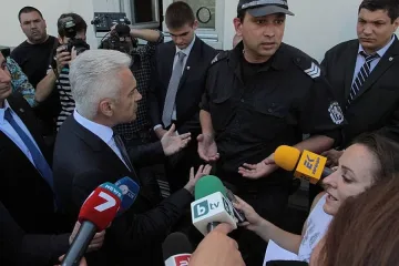 Валери Симеонов дава Сидеров на прокурор