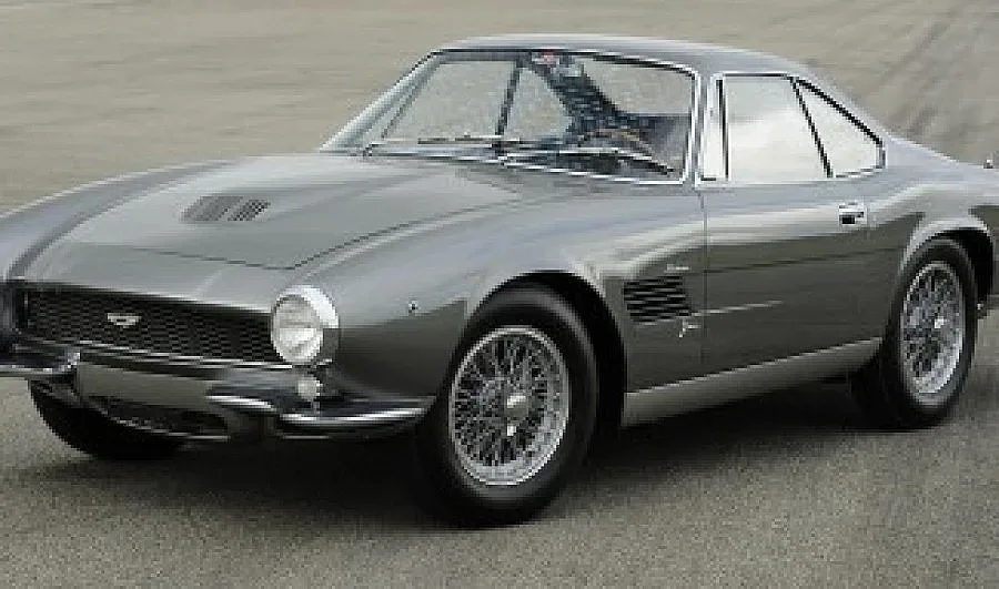 Продадоха Aston Martin за $4,85 млн. 