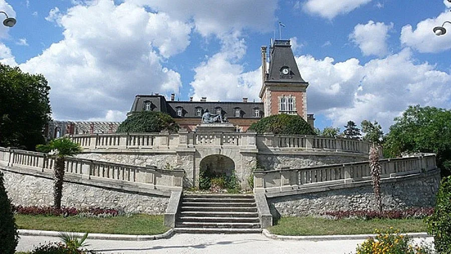 Търсят спасители за властта