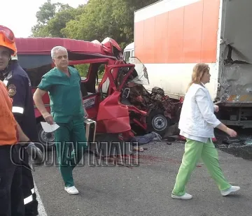 Зверска катастрофа окървави пътя за Бургас