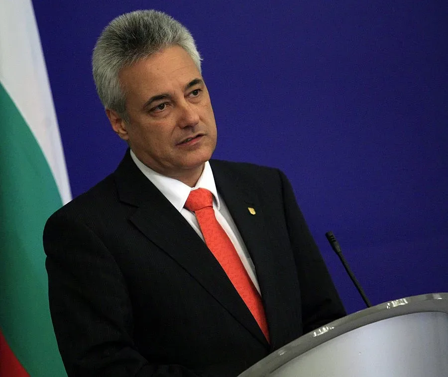 Няма да разпитват Райков за бюлетините