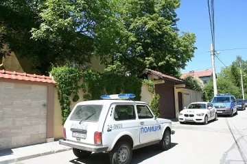 22-годишна в болница след автокаскада
