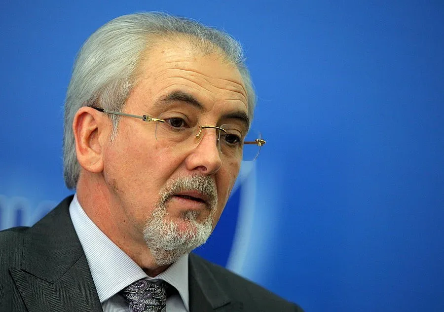 2000 лева глоба за Лютви Местан