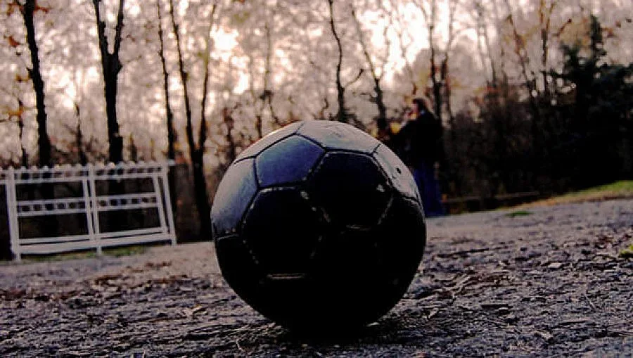 Откъсната жица уби дете