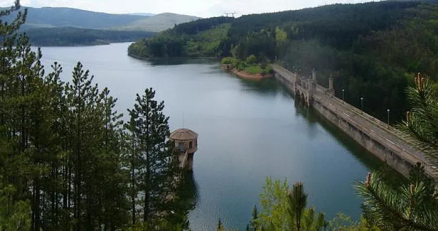 Страховете от потоп не секват