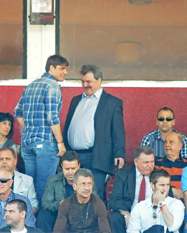 Батков: Николай Митов остава треньор на "Левски"