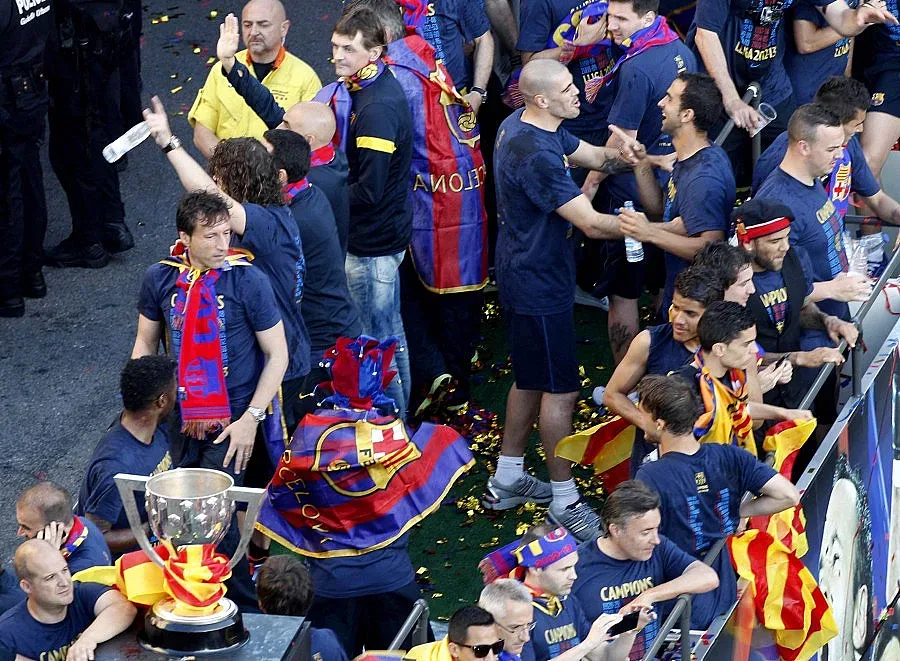 ВИДЕО: Юмруци и пиянски изцепки в "Барса"