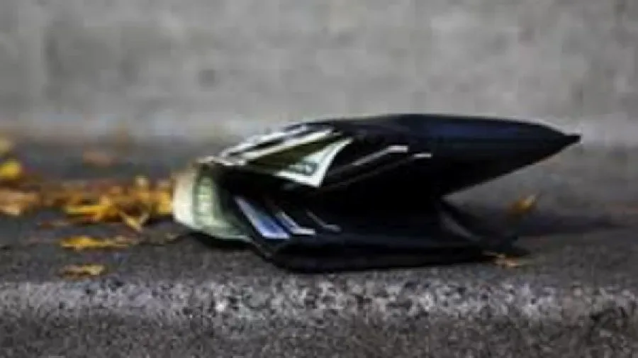 Мъж върна в МВР портмоне с 500 лева