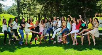 Всички абитуриенти в Разлог с дефиле за 24 май