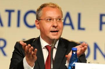 Станишев: Ще търсим хора за работа