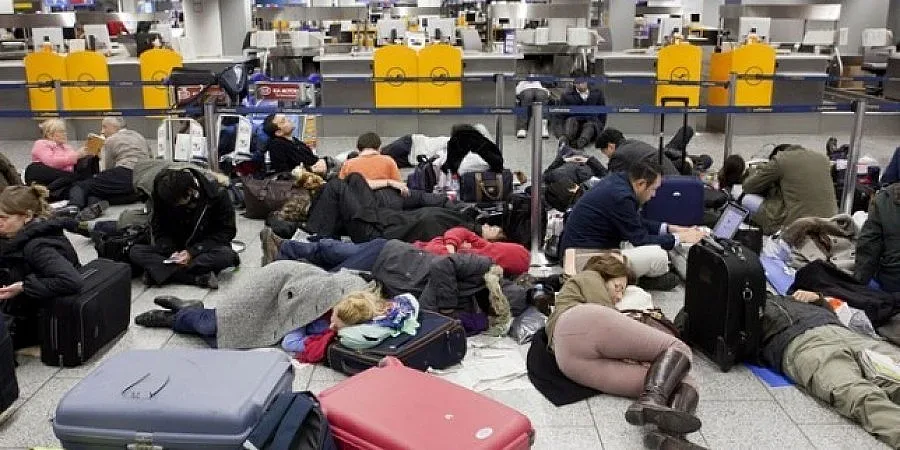 Стачки на летищата в Атина и Брюксел