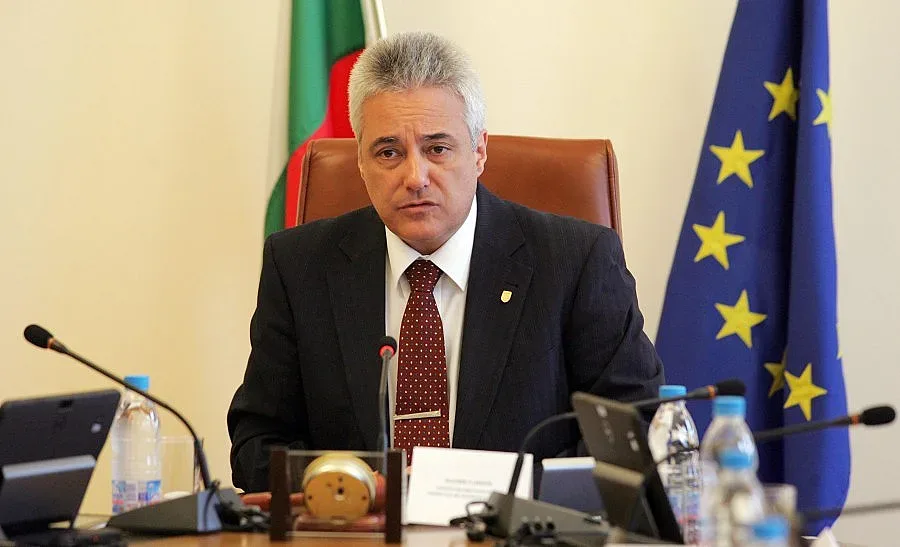 Райков: Има разминаване на институциите за Костинброд