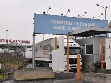 Наши тираджии блокираха турската граница