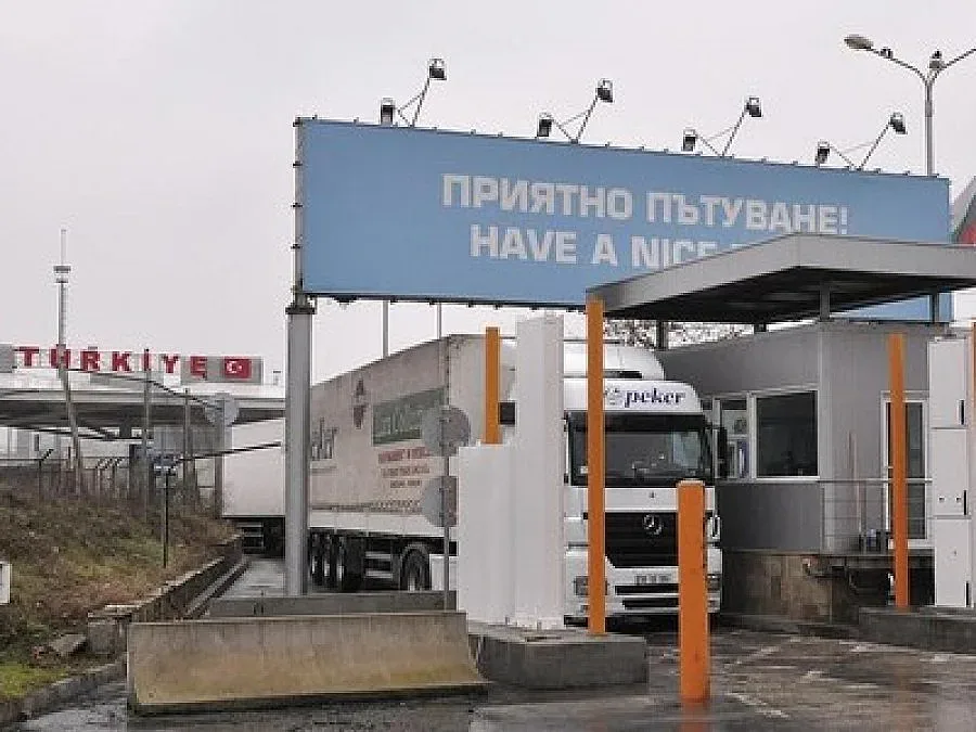 Наши тираджии блокираха турската граница