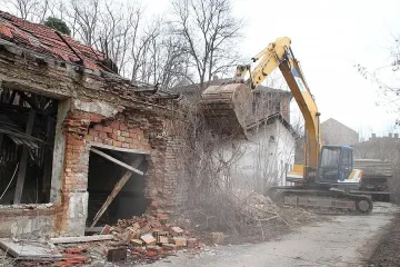 Поредно срутване на сграда уби 6 души