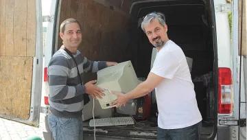 Събират за рециклиране електроника и уреди