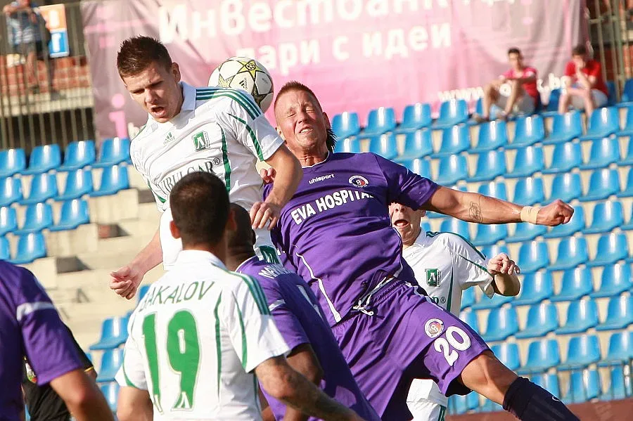 Кметът спасява "Етър"