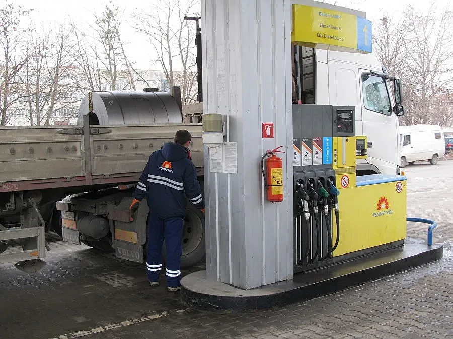 "Дейли телеграф": Измами в цените на горивата повече от 10 г.