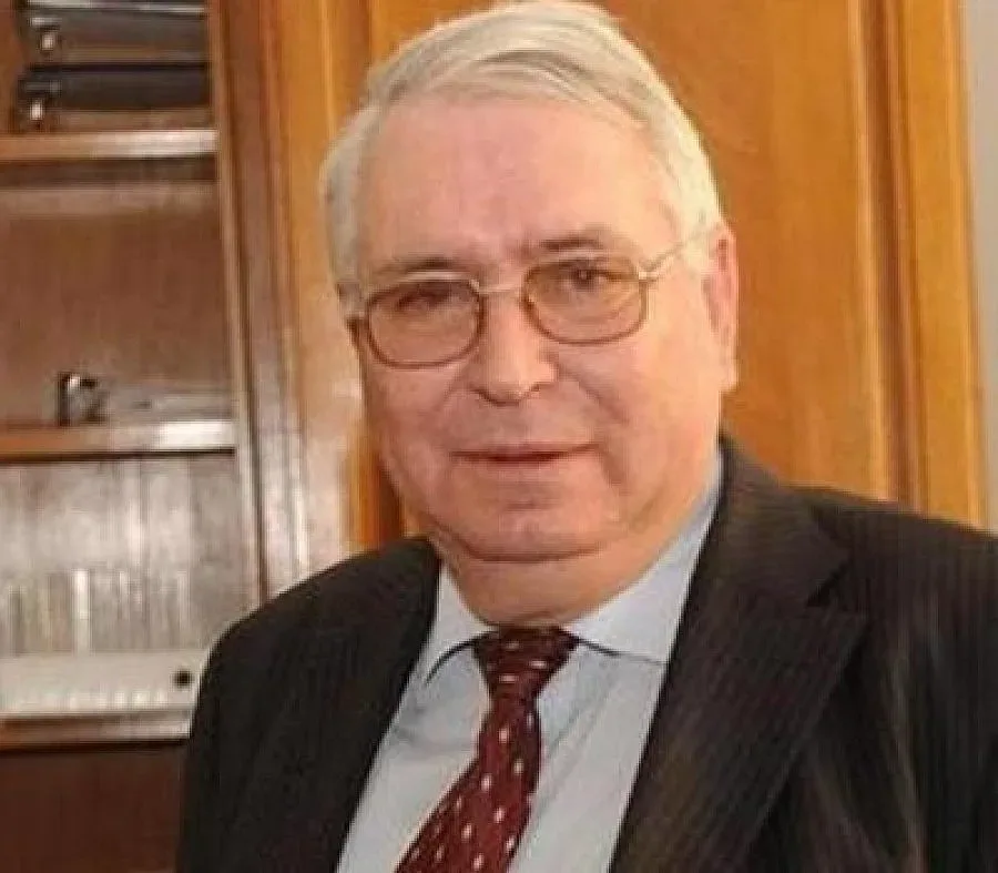 Корнезов: Трябва да се уреди финансирането на партиите